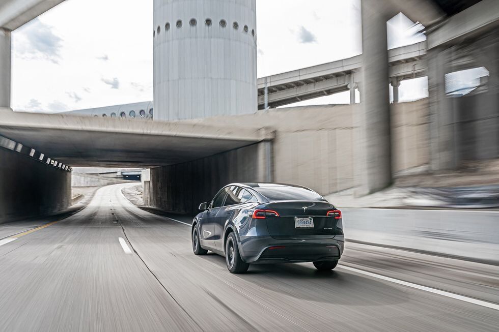 TESLA Model Y 2024 - Image 3