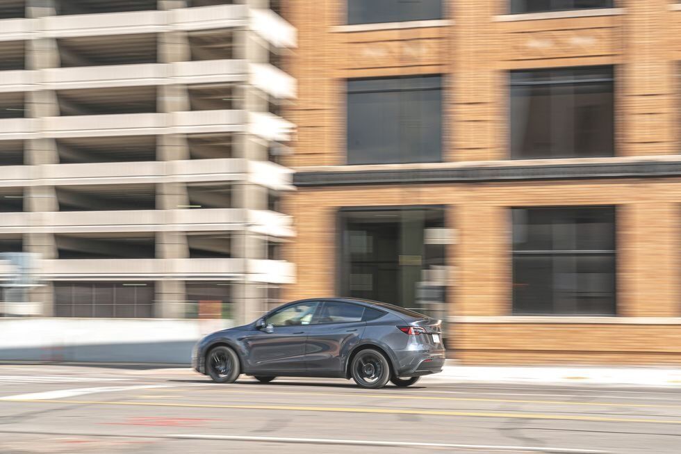 TESLA Model Y 2024 - Image 7
